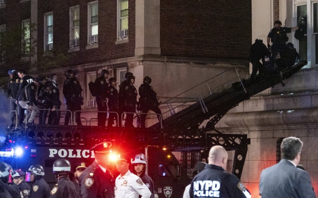 Police clear pro-Palestinian protesters from Columbia University while clashes break out at UCLA