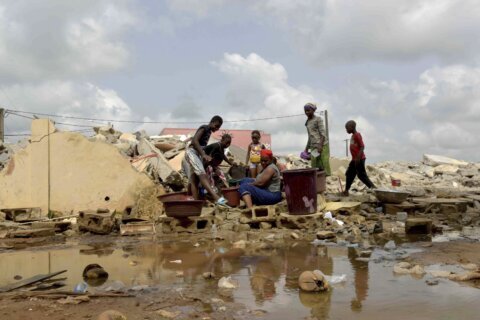 Homes are demolished in Ivory Coast's main city over alleged health concerns. Thousands are homeless