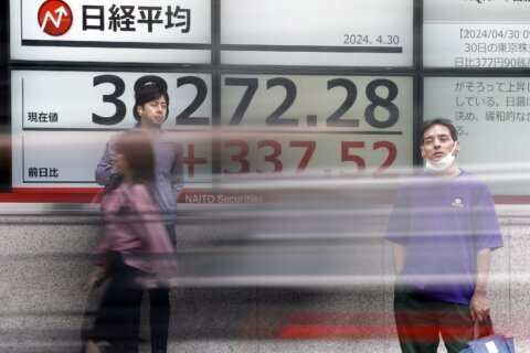Stock market today: Asian shares mostly rise to start a week full of earnings, Fed meeting