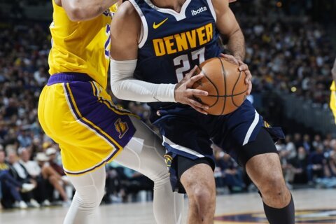Murray scores 32 and hits game-winner in Nuggets' 108-106 series-clinching victory over Lakers