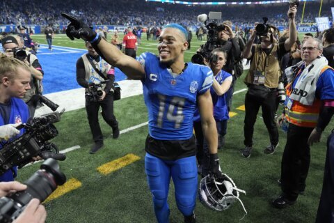Lions, St. Brown agree to 4-year deal worth more than $120M with $77M guaranteed, AP source says
