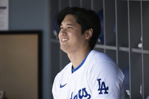 Shohei Ohtani hits 450-foot homer into second deck at Nationals Park in Dodgers’ 4-1 win