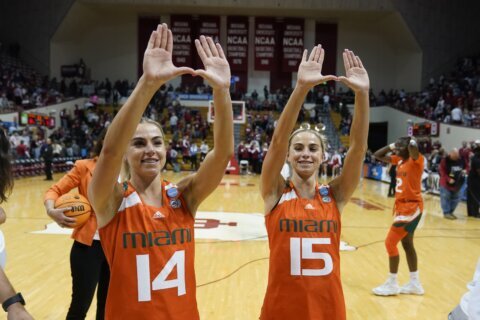 Hanna and Haley Cavinder say they’re returning for last season at Miami