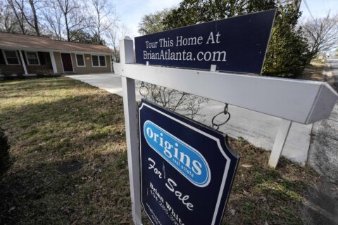Average long-term US mortgage rate climbs above 7% to highest level since late November