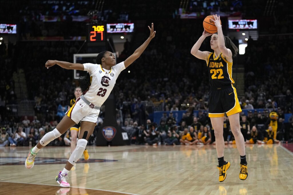 Caitlin Clark, other college standouts have been prepping for WNBA draft and now are just hours away