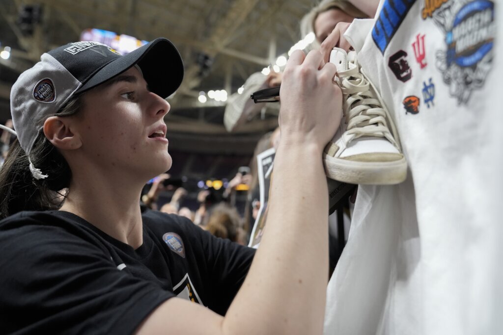 The women’s NCAA Tournament had center stage. The stars, and the games, delivered in a big way