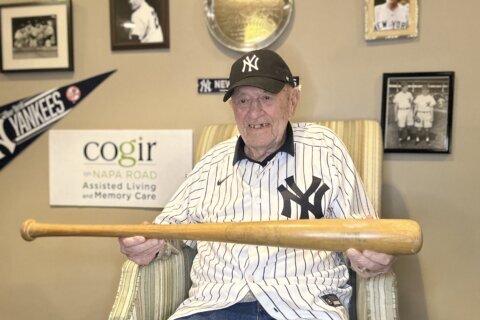 He replaced Mickey Mantle. Now baseball's oldest living major leaguer, Art Schallock, is turning 100