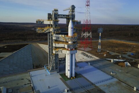 Russia aborts planned test launch of new heavy-lift space rocket
