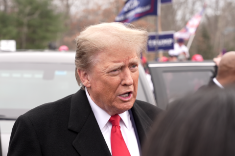 Trump pausa operativo ‘Proyecto Libertad’ en el estrecho de Ormuz; cita avances con Irán