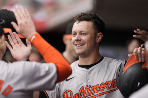 Ryan Mountcastle homers twice in the Orioles' 9-5 victory over the Rays