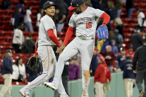 Red Sox enter matchup against the Nationals on losing streak