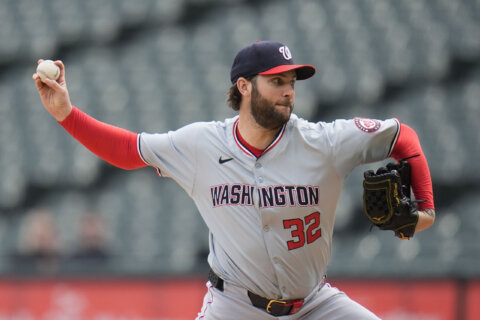 Nationals reactivate right-handed pitcher Trevor Williams to face Cubs