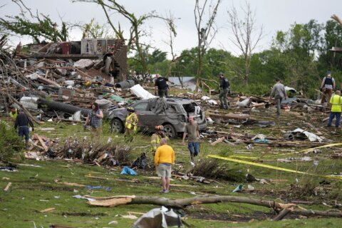 Authorities searching for survivors after tornado slams Iowa; at least 1 dead