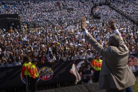 South Africa’s main opposition party rallies support as it concludes election campaign