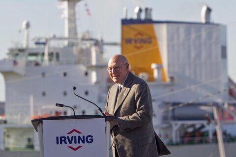 Arthur Irving, who grew his family's oil business and was one of Canada's richest men, dies at 93