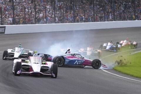 Ericsson’s early Indianapolis 500 exit typifies wild day full of crashes and other problems