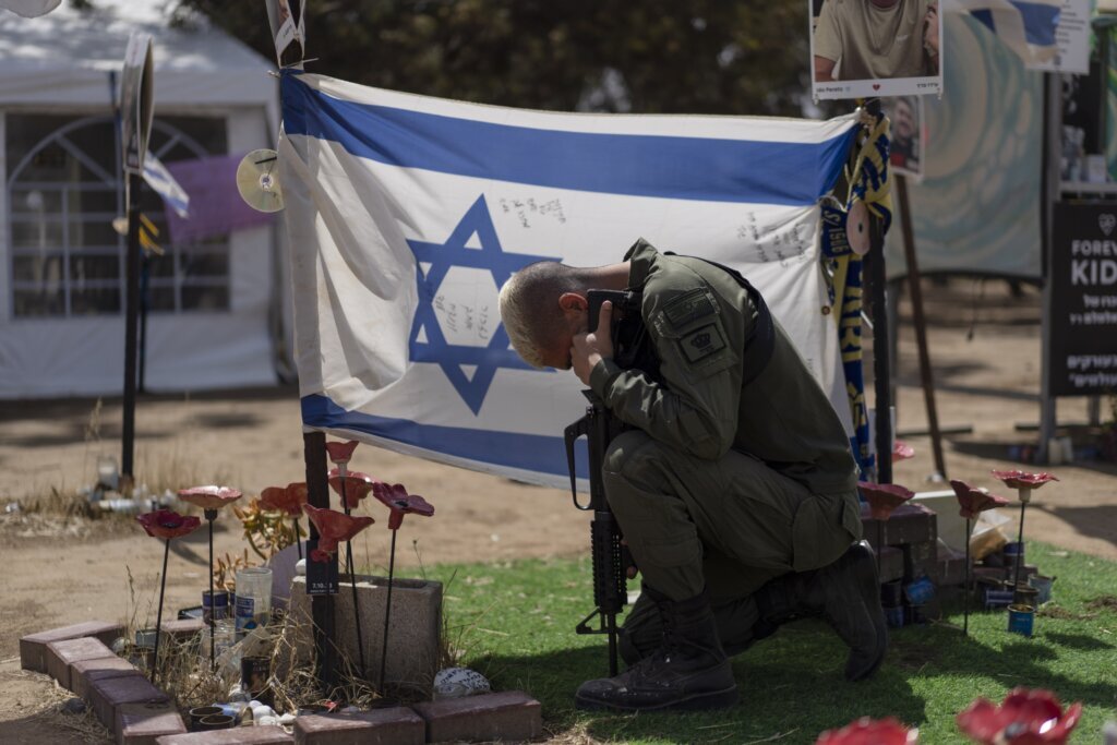 The Latest | Israel marks memorial day, as hundreds of thousands flee Rafah assault