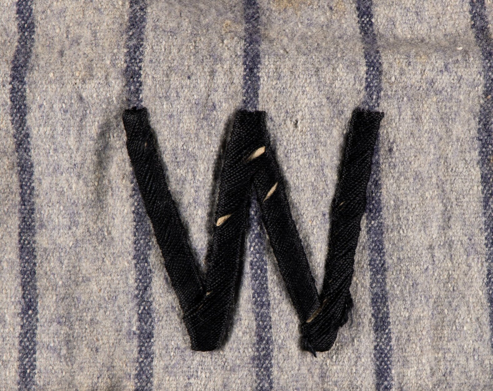 Senators jersey W logo