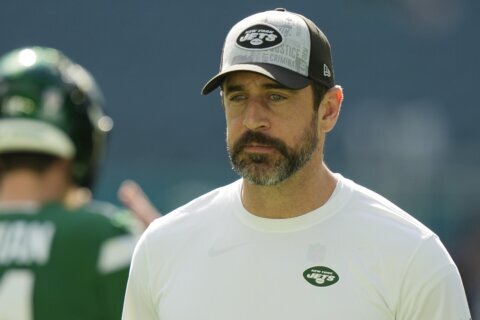 Jets QB Aaron Rodgers is ‘doing everything’ at practice in his return from torn Achilles tendon
