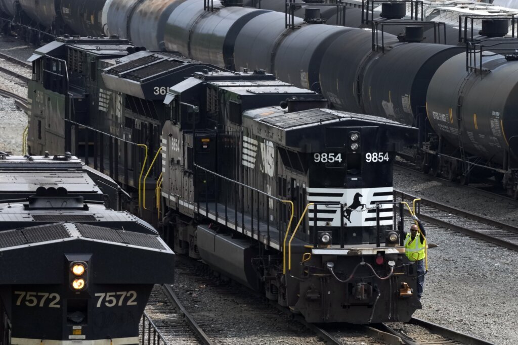 Norfolk Southern shareholders to decide Thursday whether to back investors who want to fire the CEO