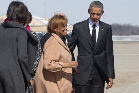 Marian Robinson, the mother of Michelle Obama who lived in the White House, dies at 86