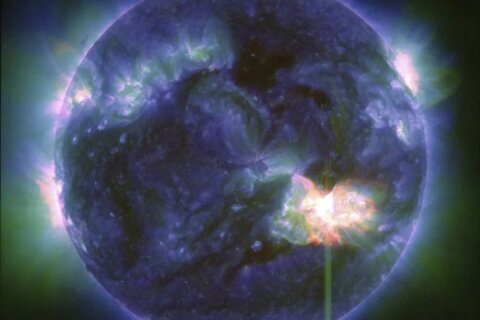 Strong solar storm could disrupt communications and produce northern lights in US