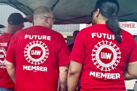 UAW’s push to unionize factories in the South faces latest test at 2 Mercedes plants in Alabama