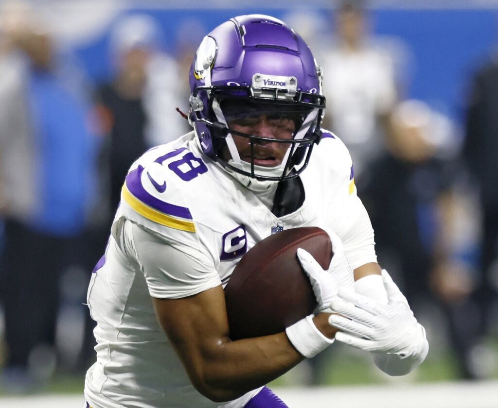 Vikings reach agreement with Jefferson on 4-year extension to give him NFL’s richest non-QB contract