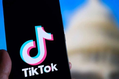 Quiénes son los creadores de contenido en TikTok que interpusieron demanda contra EEUU