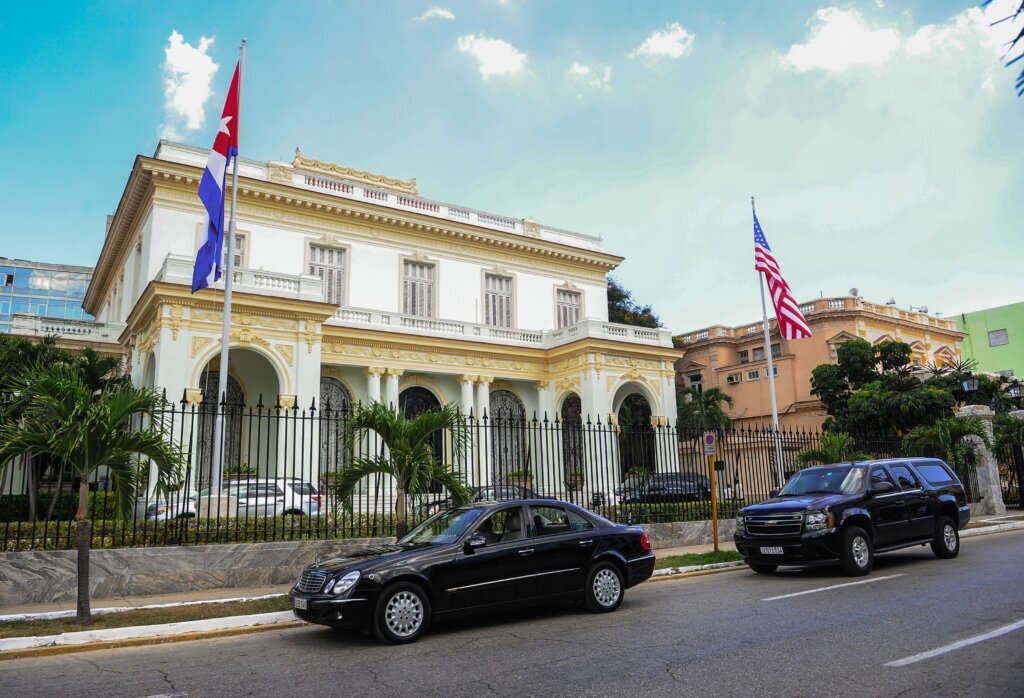 EEUU elimina a Cuba de la lista de países que no cooperan plenamente contra el terrorismo