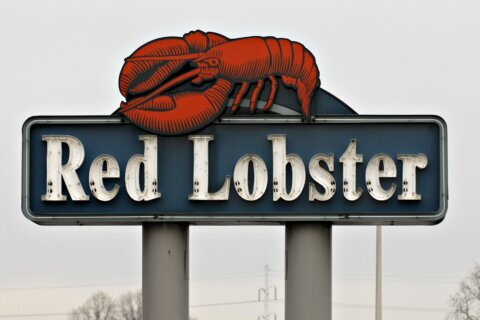 Tras masivo cierre de tiendas, Red Lobster se declara en quiebra