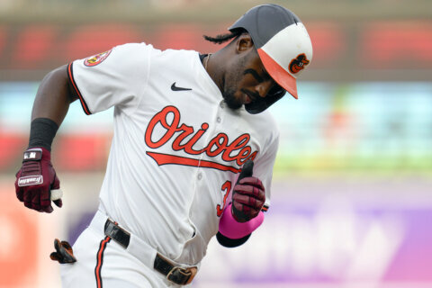 Mateo returns to the Baltimore lineup and hits a 3-run homer to lead the Orioles over Atlanta 4-0