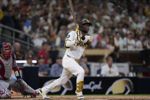 Profar hits a grand slam 5 innings after dustup to boost the Padres to a 9-7 win vs. the Nationals
