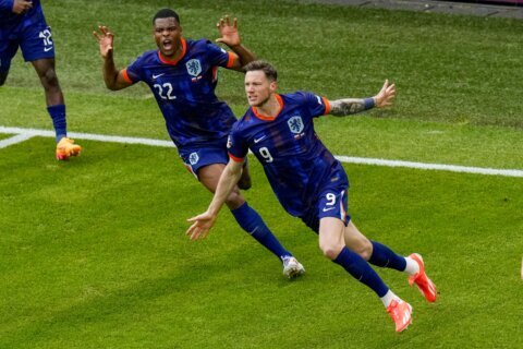 Supersub Wout Weghorst scores late again in Netherlands’ 2-1 win over Poland at Euro 2024