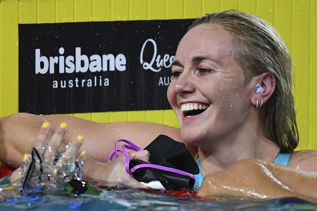 Titmus sets a women’s 200-meter freestyle world record at Australia’s Olympic swimming trials