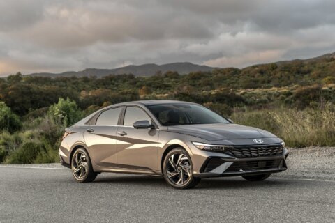 Edmunds: Best hybrid sedans for under $35,000