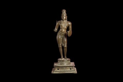 Oxford University to return bronze sculpture of Hindu saint to India