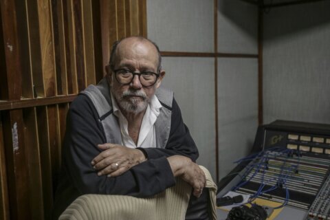 Cuban troubadour Silvio Rodríguez, icon of the revolution, dwells on island’s troubles in new album