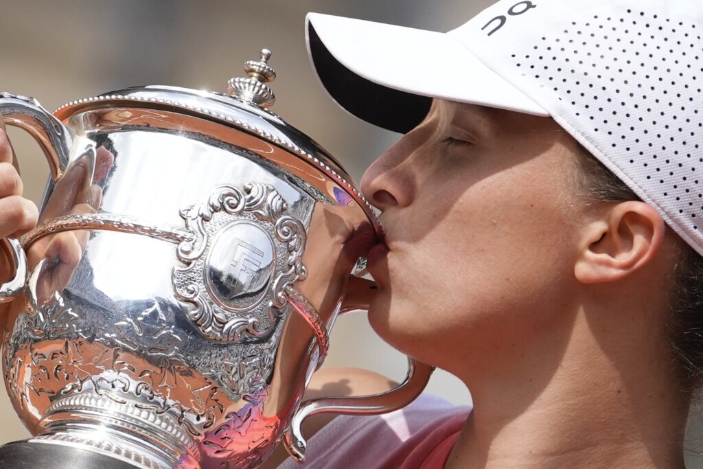 Iga Swiatek reigns at the French Open again with ‘The One Where She Wins Her Fifth Grand Slam’