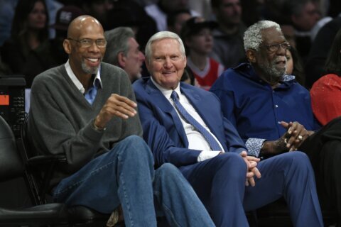 Reaction to the death of Jerry West, 'a basketball genius'