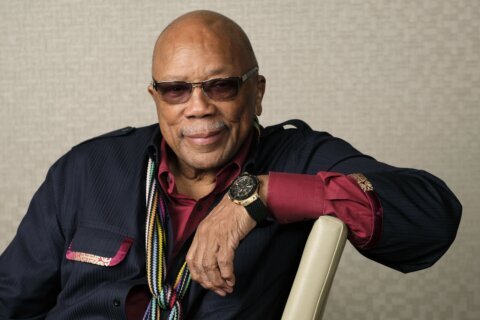 Quincy Jones, Richard Curtis, Juliet Taylor and Bond producers will get honorary Oscars