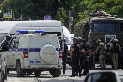 Russian forces storm a detention facility to rescue staff taken hostage, killing hostage takers