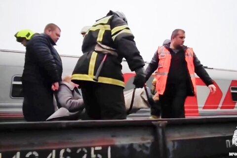 3 killed and dozens injured in northern Russia when a passenger train derails
