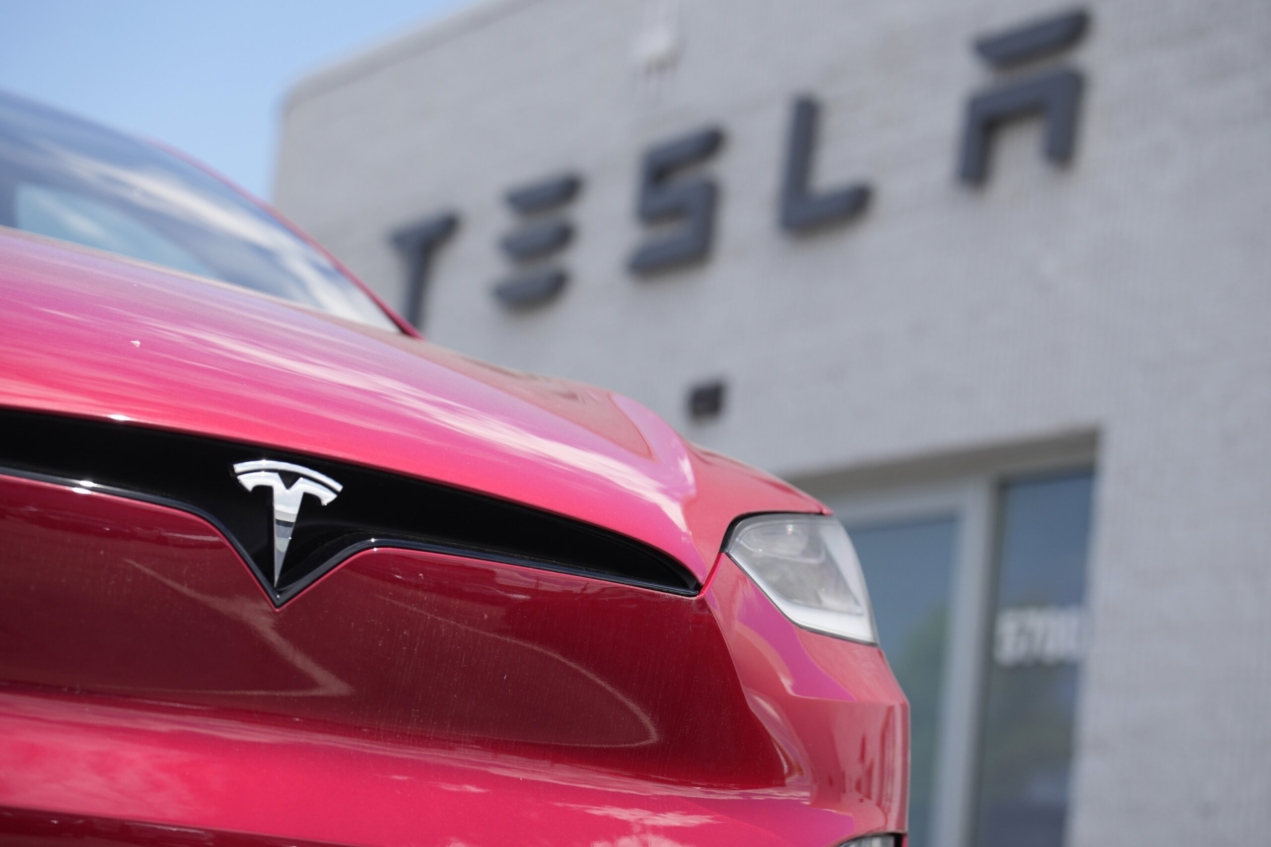 Tesla ordered to stop releasing toxic emissions from San Francisco Bay ...