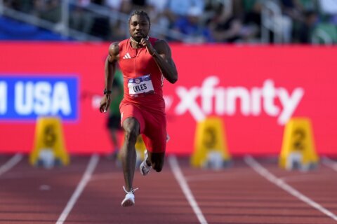 Noah Lyles shows his flash and speeds through finals to earn a spot at the Olympics in 100 meters