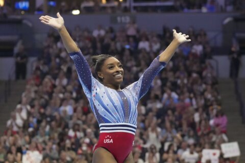 Simone Biles moves closer to 3rd Olympic trip as injuries mount behind her at US trials