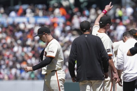 Giants pitcher Blake Snell exits start with groin tightness, appears headed back to injured list