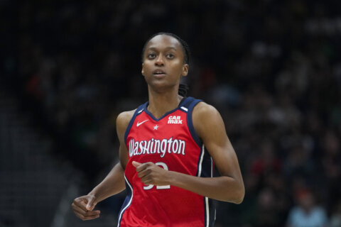 Walker-Kimbrough scores 10 of her 17 in the fourth and the Mystics rally past the Sparks 82-80