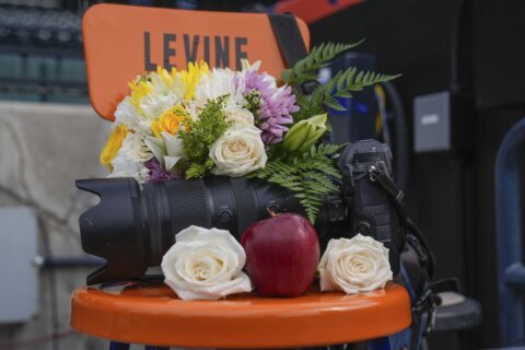 Mets inspired by Citi Field tributes to late team photographer Marc Levine