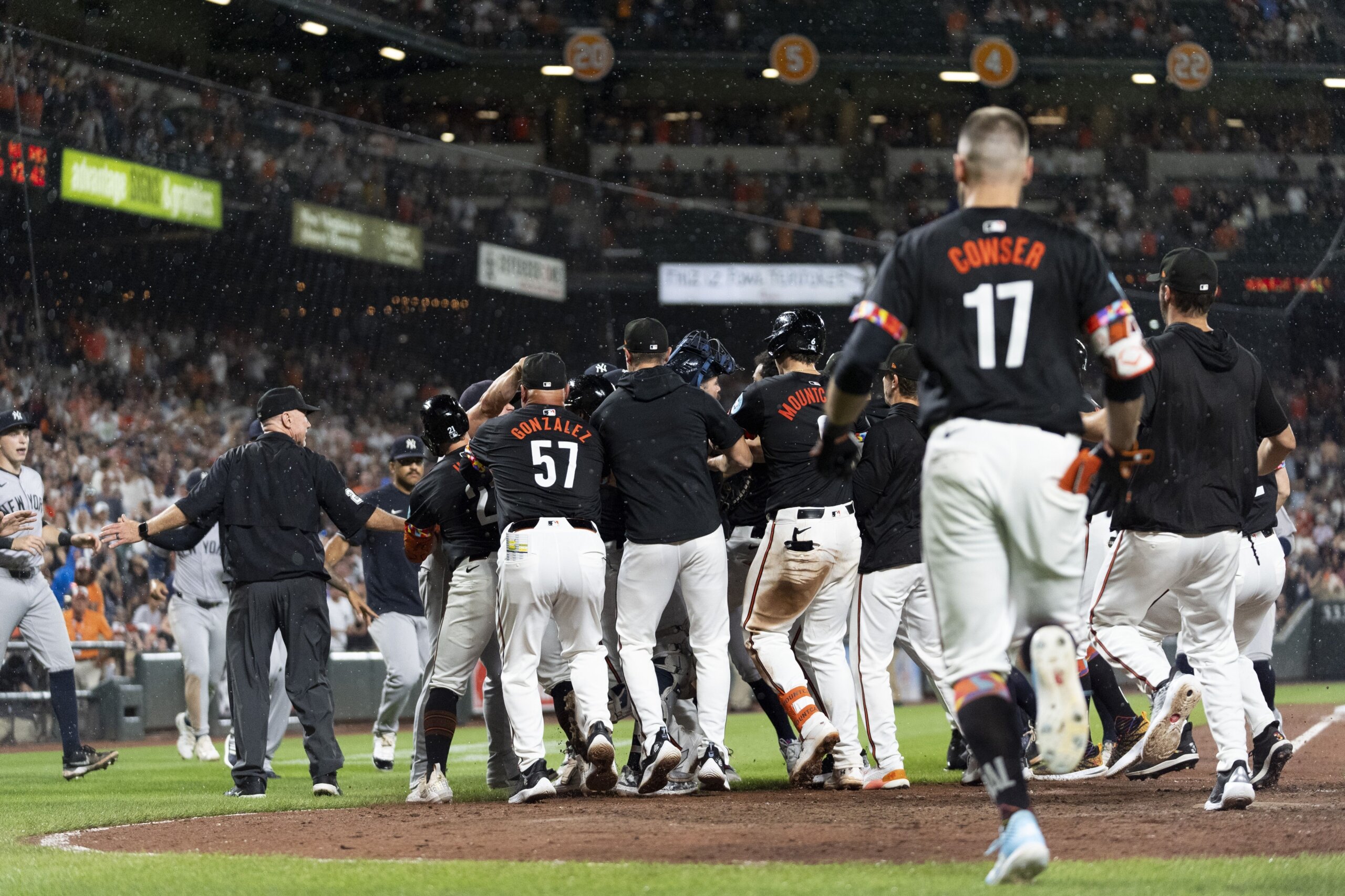 Judge hits 33rd homer, benches clear in 9th as Yankees top Orioles 4-1 ...